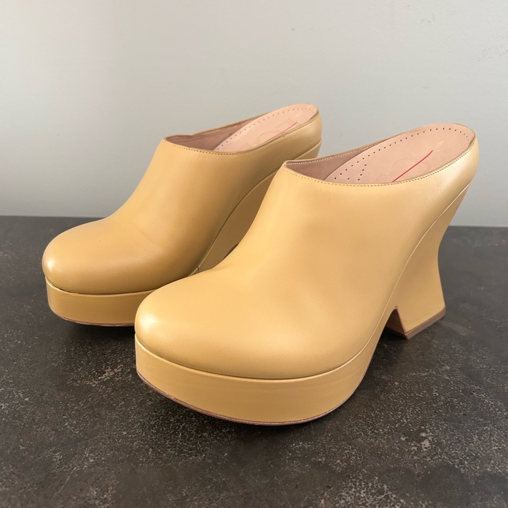 Loewe Terra leather wedge clogs